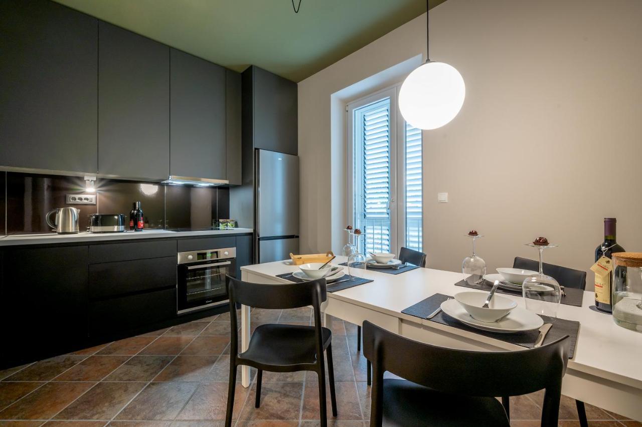Green, Deluxe Two Bedroom Suite Split Exterior foto
